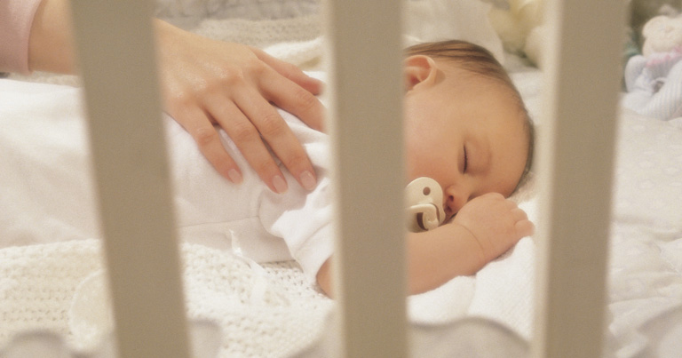 does-your-child-have-an-object-of-attachment-you-better-not-take-it-away